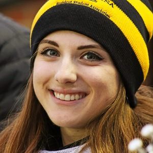 Meet your Posher, Carly